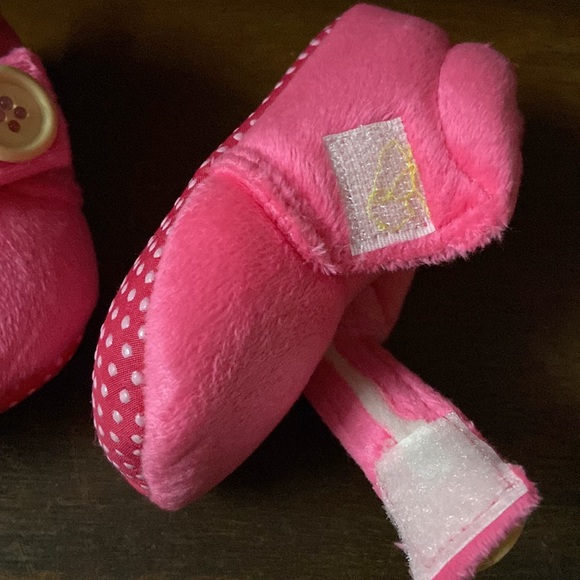 Unisex Baby Booties - 0 to 3 months - Picture 5 of 5